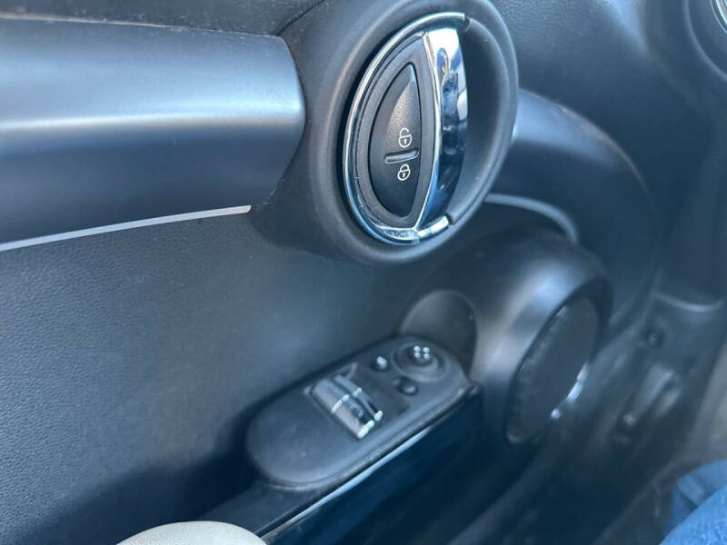 2023 MINI Hardtop 2 Door Cooper SE