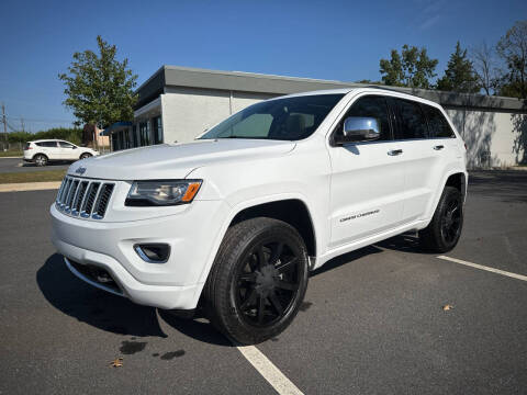 2015 Jeep Grand Cherokee for sale at Noble Auto in Hickory NC