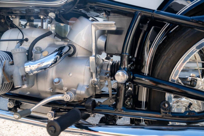 1963 BMW R69S