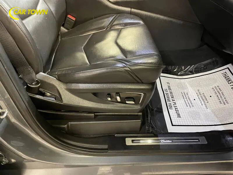 2018 Cadillac Escalade ESV Luxury