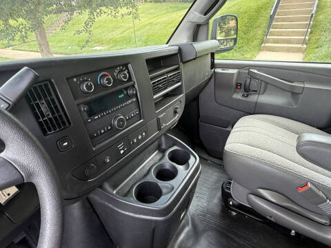 2019 GMC Savana 2500