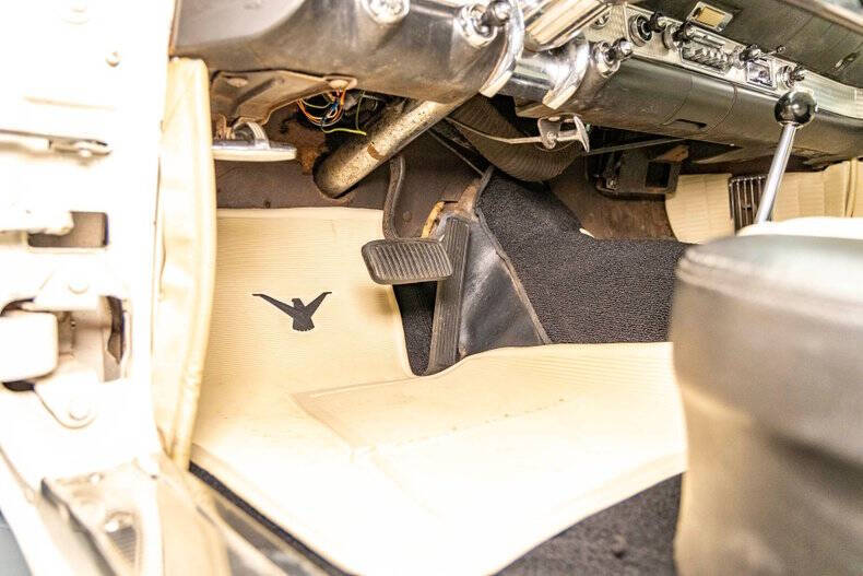 1957 Ford Thunderbird