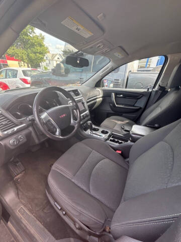 2015 GMC Acadia SLE-2