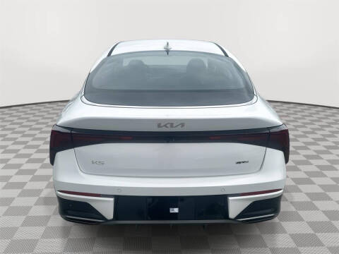 2026 Kia K5