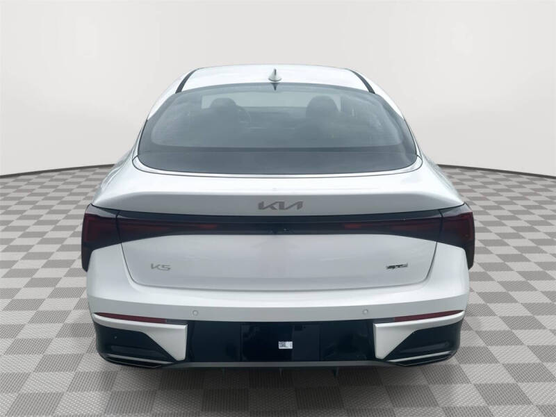 2026 Kia K5