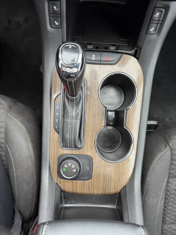 2017 GMC Acadia SLE-2