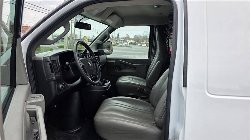 2021 Chevrolet Express 2500