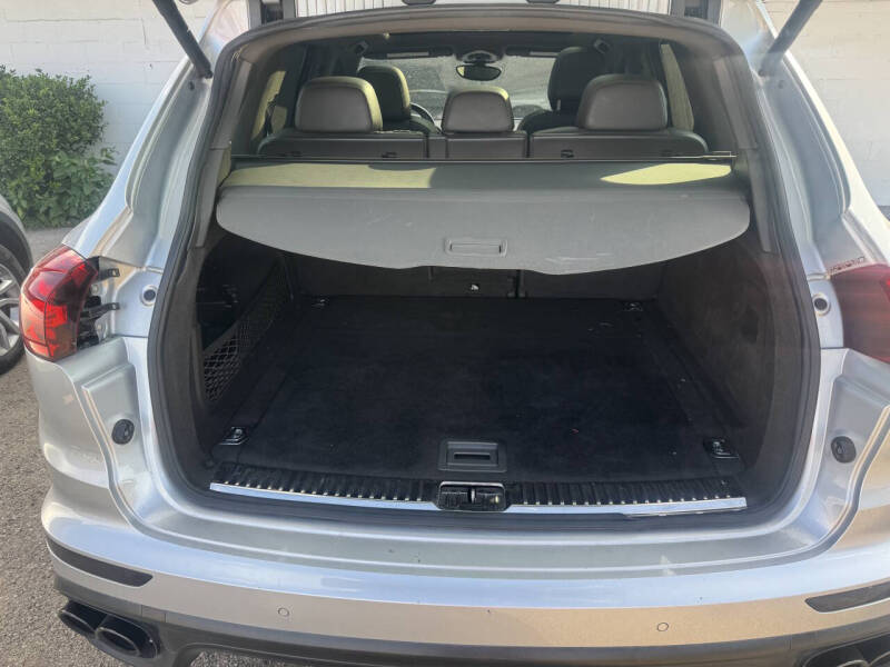 2017 Porsche Cayenne