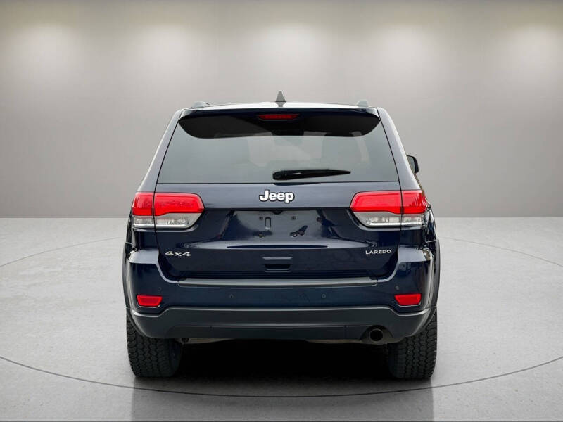 2018 Jeep Grand Cherokee Laredo E