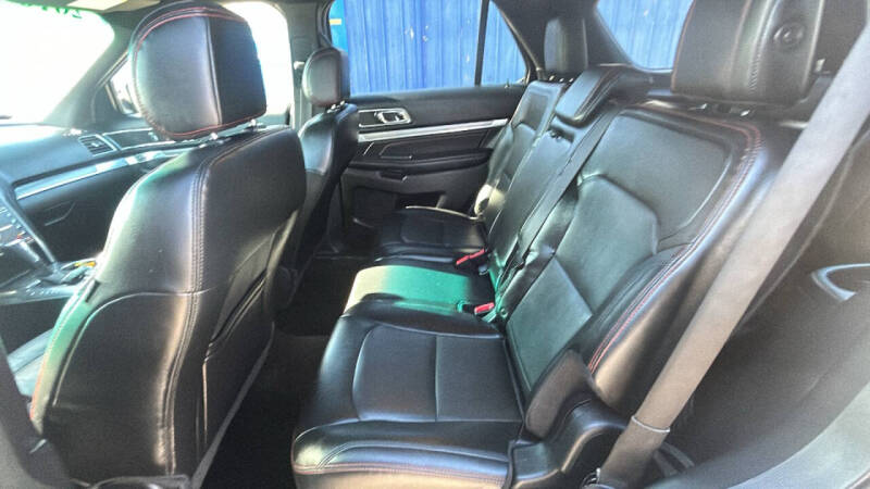 2016 Ford Explorer Sport