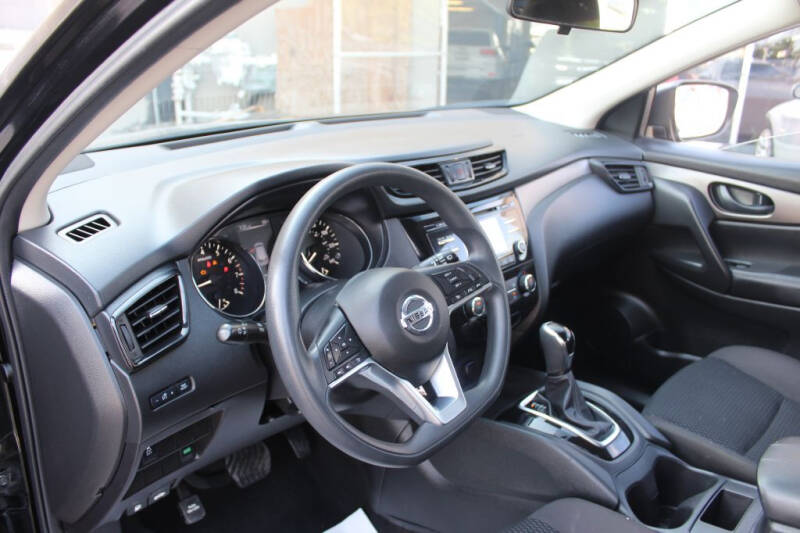 2017 Nissan Rogue Sport S