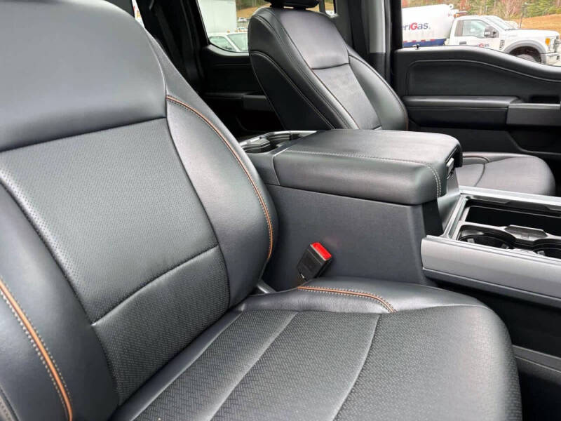 2025 Ford F-450 Super Duty Lariat