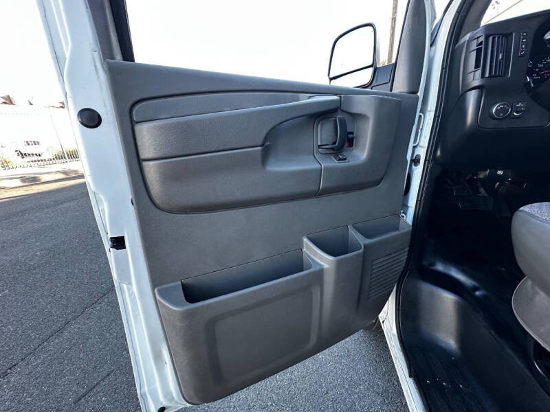 2009 GMC Savana 3500
