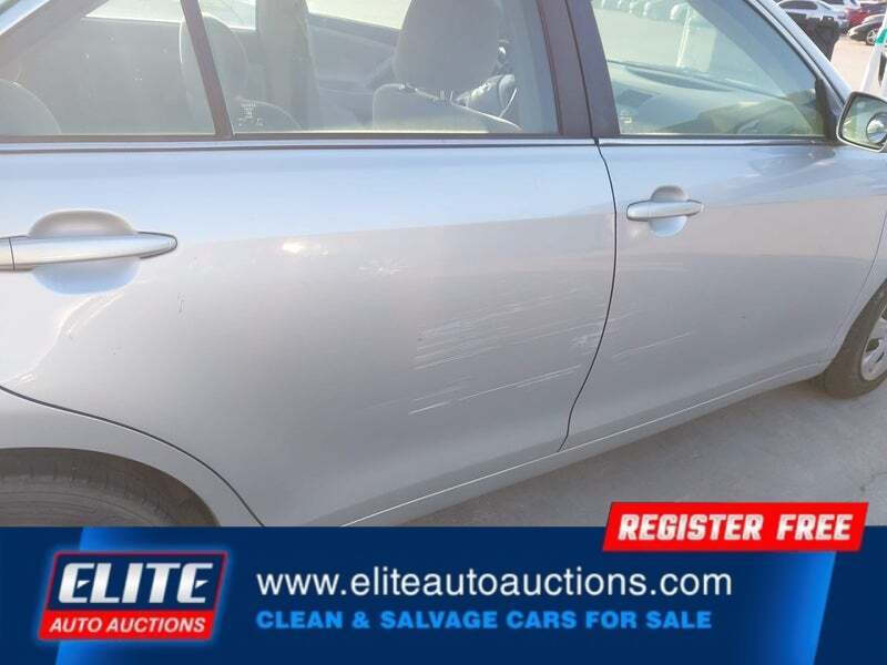 2010 Toyota Camry LE