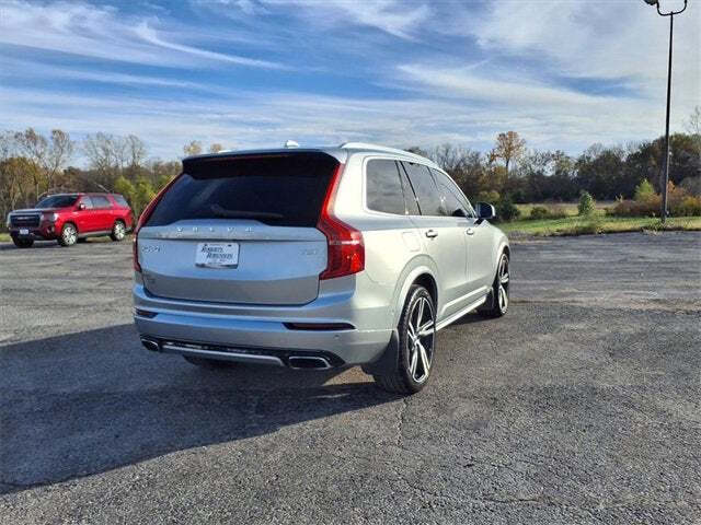 2019 Volvo XC90 T5 R-Design