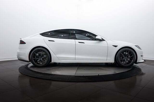 2022 Tesla Model S Plaid
