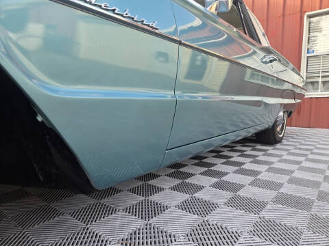 1964 Ford Thunderbird