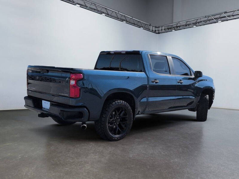 2021 Chevrolet Silverado 1500 Custom