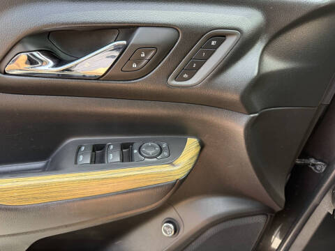 2018 GMC Acadia Denali