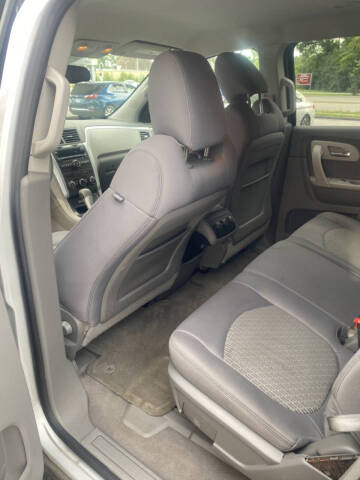 2012 Chevrolet Traverse LS