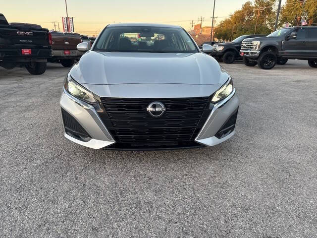 2023 Nissan Altima 2.5 SV