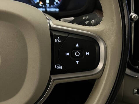 2022 Volvo S60 B5 Momentum