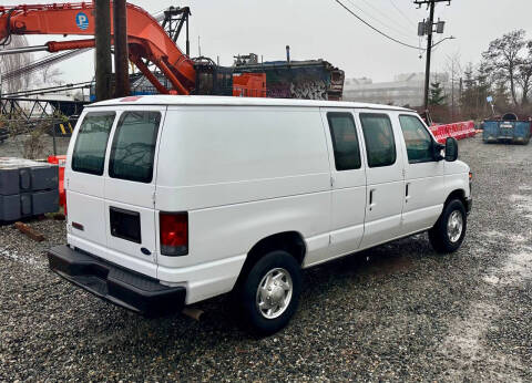 2010 Ford E-Series E-250