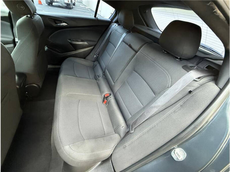 2017 Chevrolet Cruze LT Manual