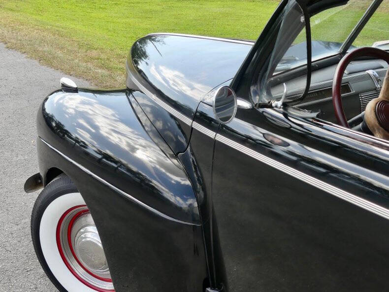1941 Ford Deluxe