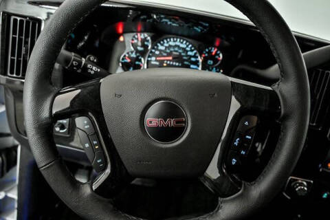 2025 GMC Savana 2500