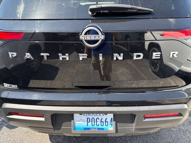 2022 Nissan Pathfinder S