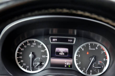 2017 Infiniti QX30 Premium