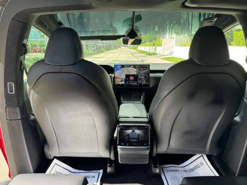 2023 Tesla Model X Plaid