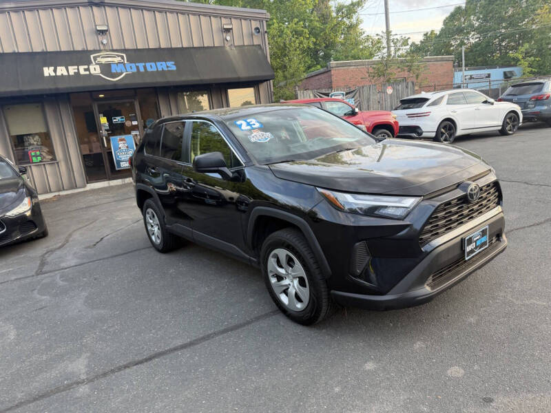2023 Toyota RAV4 LE