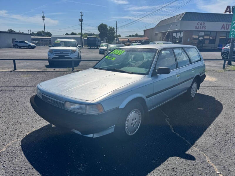 1990 Toyota Camry Deluxe