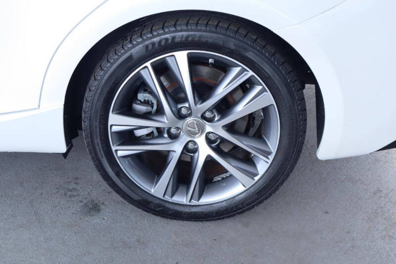 2018 Lexus IS 300