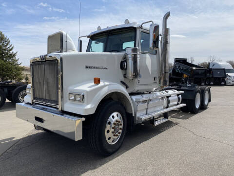2019 Western Star 4900 SF