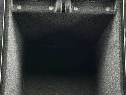 2025 Land Rover Range Rover Velar P250 Dynamic SE