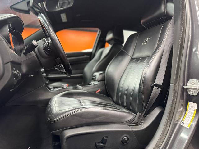 2019 Chrysler 300 S