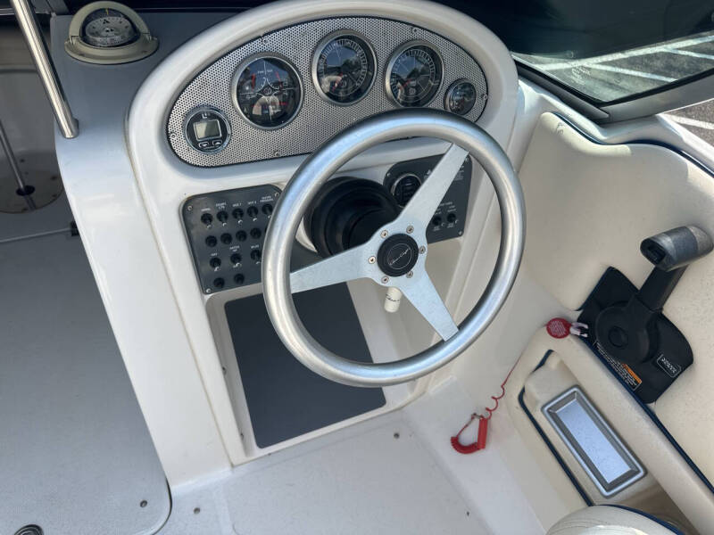 2003 Chris-Craft 22 Launch