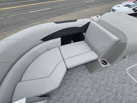 2025 Berkshire 22RFX LE