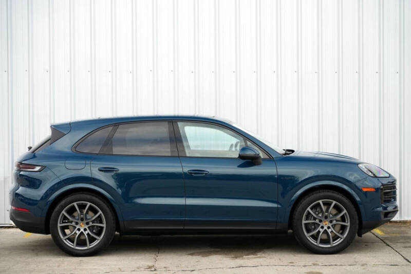 2024 Porsche Cayenne E-Hybrid