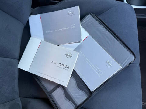 2009 Nissan Versa 1.8 S