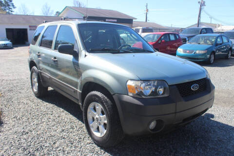 2006 Ford Escape for sale at Drive Auto Sales in Matthews NC