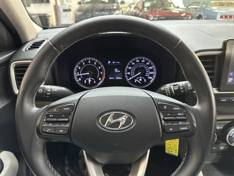 2022 Hyundai Venue SEL