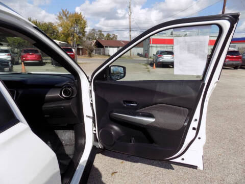 2020 Nissan Kicks SV