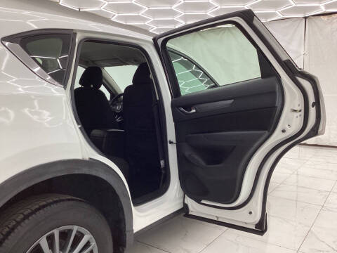 2017 Mazda CX-5 Sport