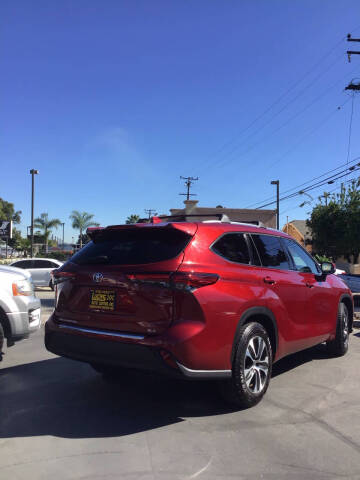 2020 Toyota Highlander XLE
