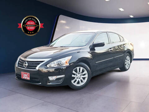 2014 Nissan Altima for sale at LUNA CAR CENTER in San Antonio TX