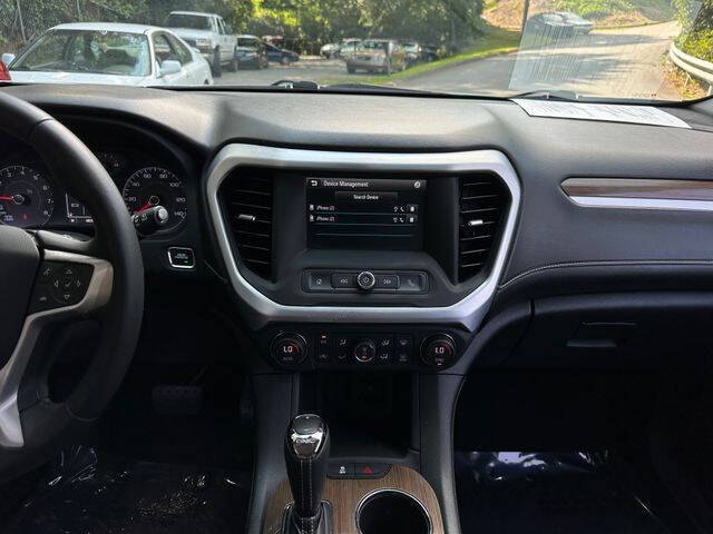 2017 GMC Acadia SLE-1